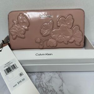New Calvin Klein Blush Floral Embossed Wallet